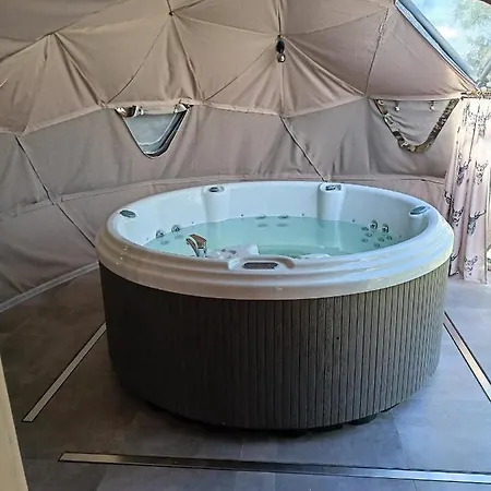 Luxury Glamp